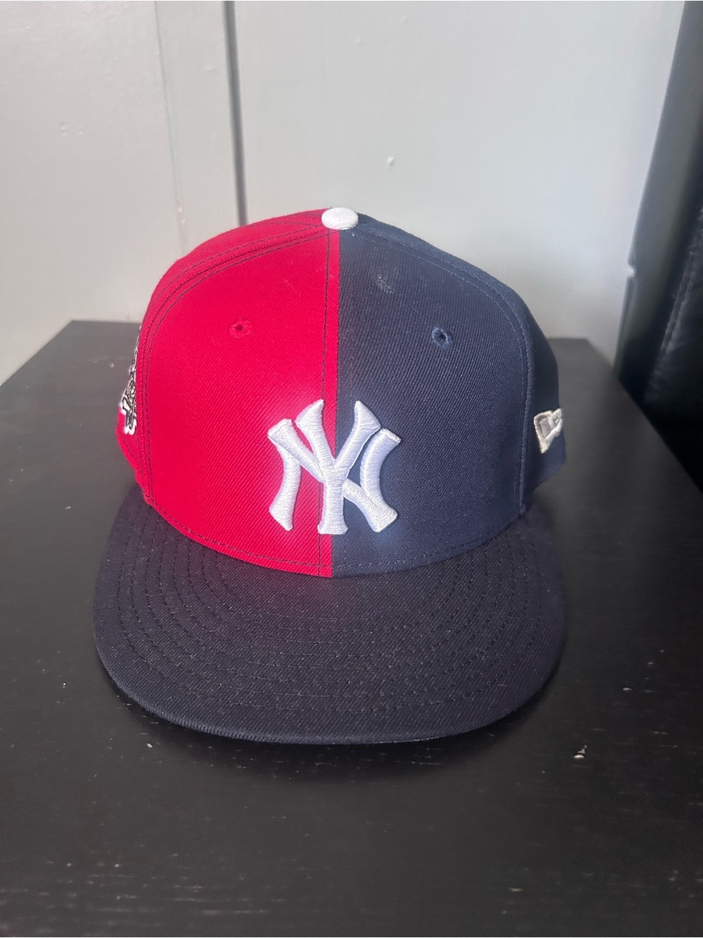 New York Yankees Two-Tone Red & Navy Fitted 7 5/8 World Series 1999 patch